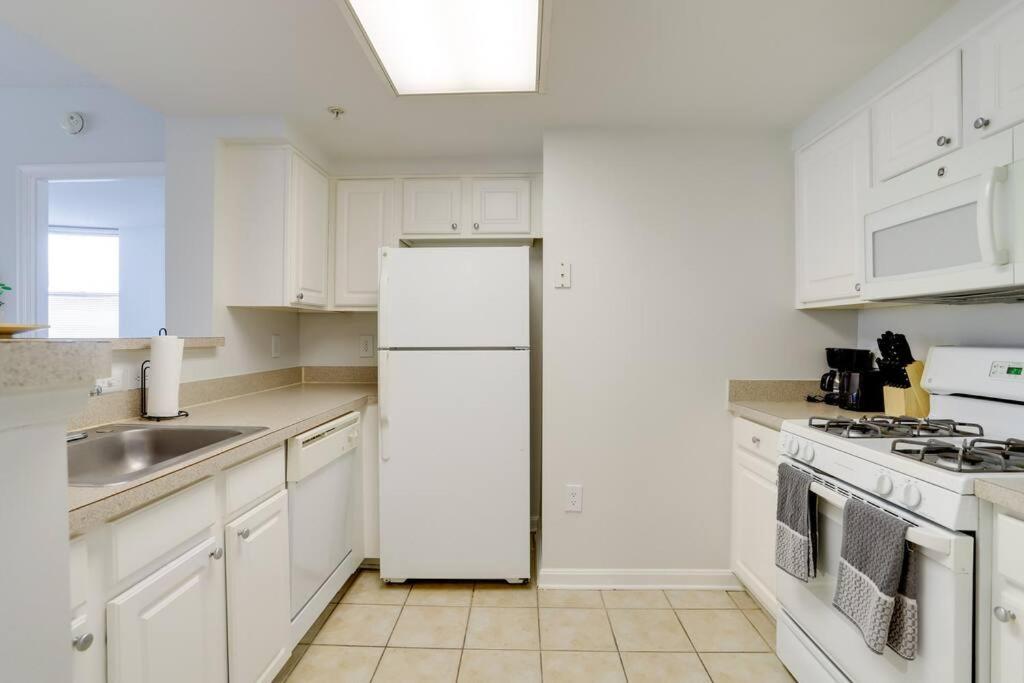 Fantastic 2 Bedroom Condo At Ballston With Gym Arlington Dış mekan fotoğraf