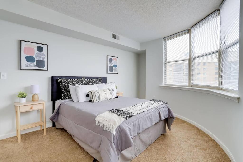 Fantastic 2 Bedroom Condo At Ballston With Gym Arlington Dış mekan fotoğraf